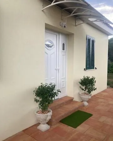 Kuca Za Odmor Coco Labin (Istria)